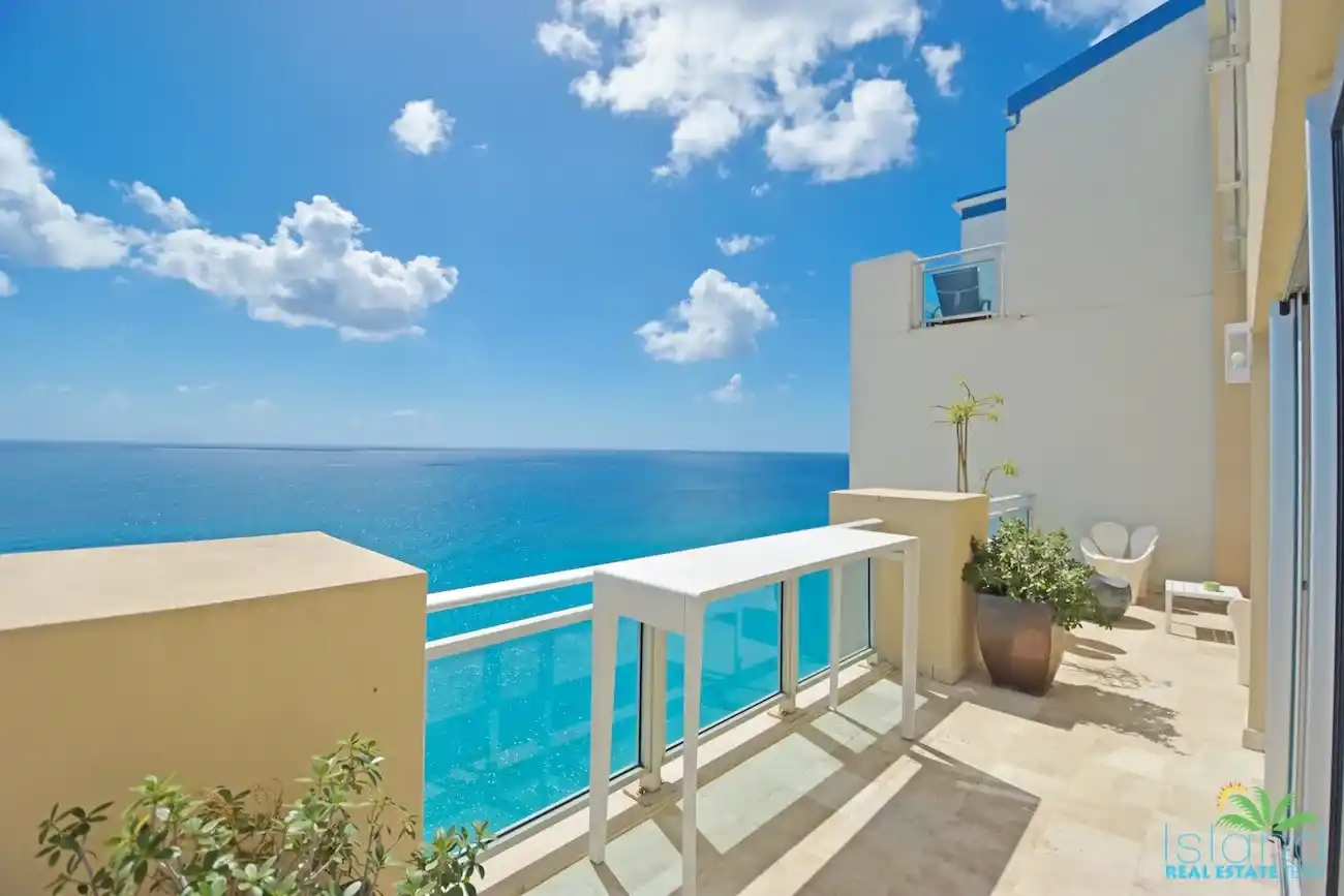 For Sale 5 Bedroom 4 Bath Ocean Front Condo Sint Maarten Cupecoy 5 7 11zon 7 11zon