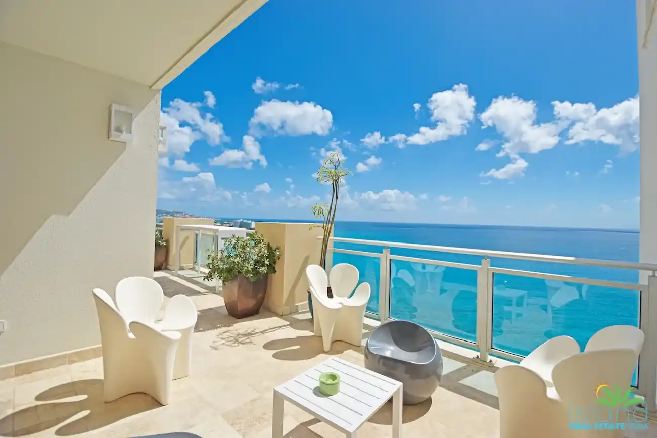 For Sale 5 Bedroom 4 Bath Ocean Front Condo Sint Maarten Cupecoy 7 9 11zon 9 11zon