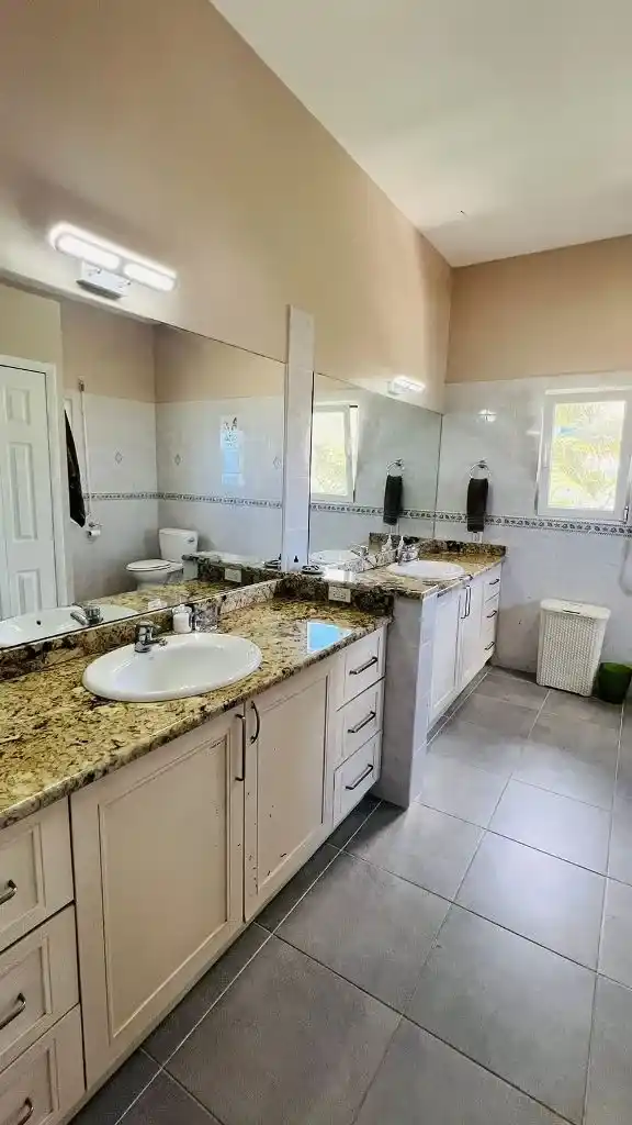 For Sale 5 Bedroom 6 Bath Ocean View Villa Sint Maarten Dawn Beach 12 12 11zon 12 11zon