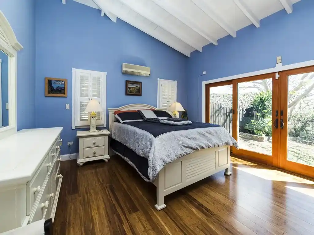 For Sale 5 Bedrooms 3 Baths Oceanfront Villa Sint Maarten Pelican Key 14 14 11zon 14 11zon