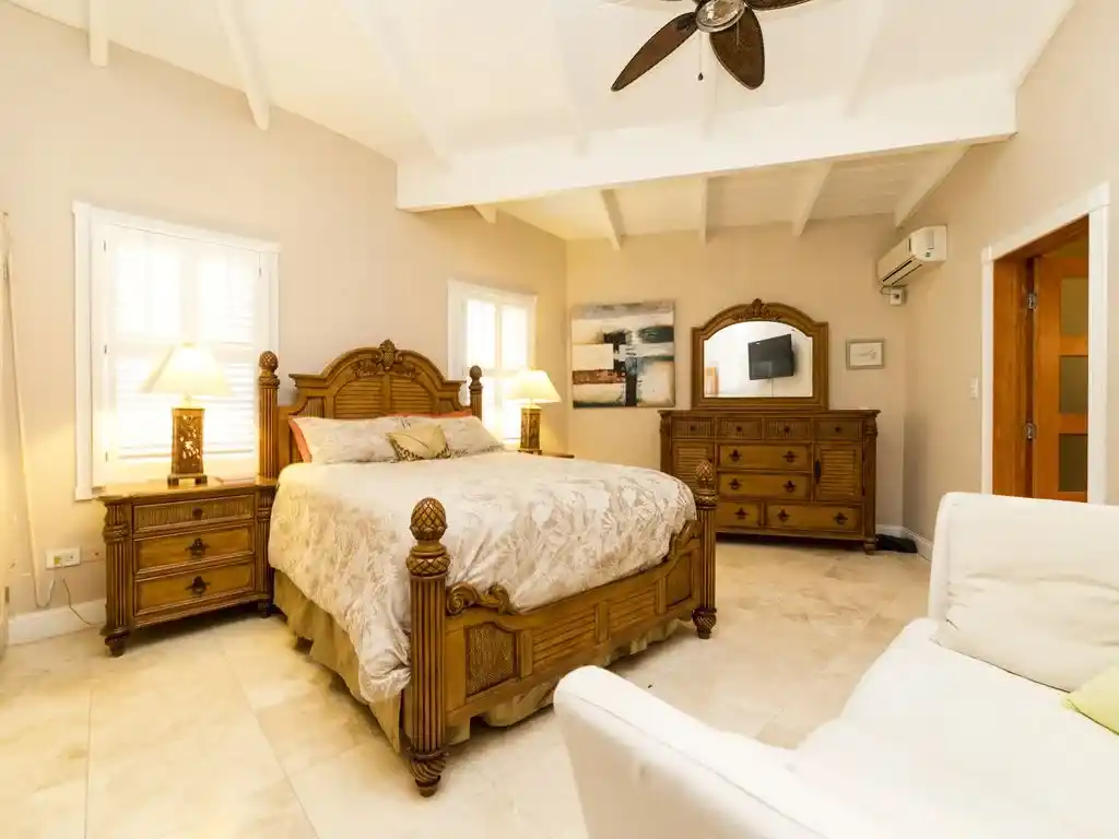 For Sale 5 Bedrooms 3 Baths Oceanfront Villa Sint Maarten Pelican Key 18 18 11zon 18 11zon