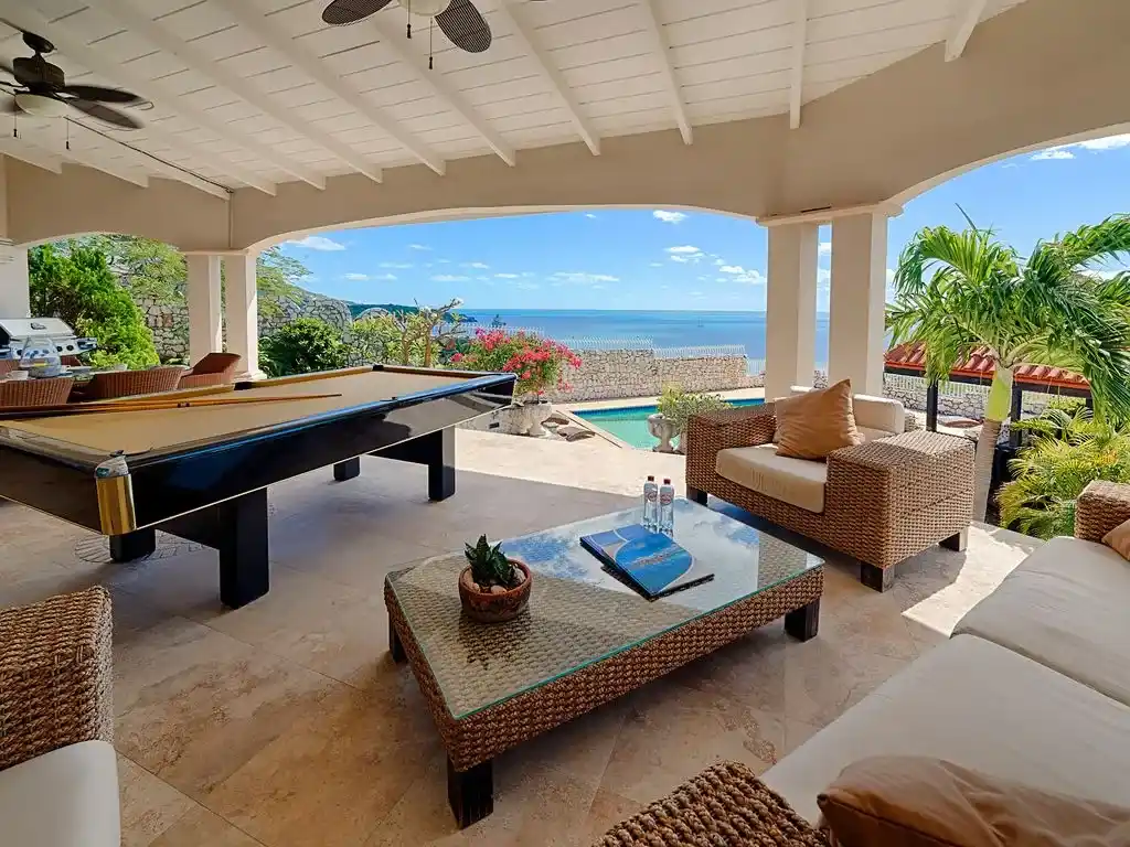 For Sale 5 Bedrooms 3 Baths Oceanfront Villa Sint Maarten Pelican Key 5 5 11zon 5 11zon