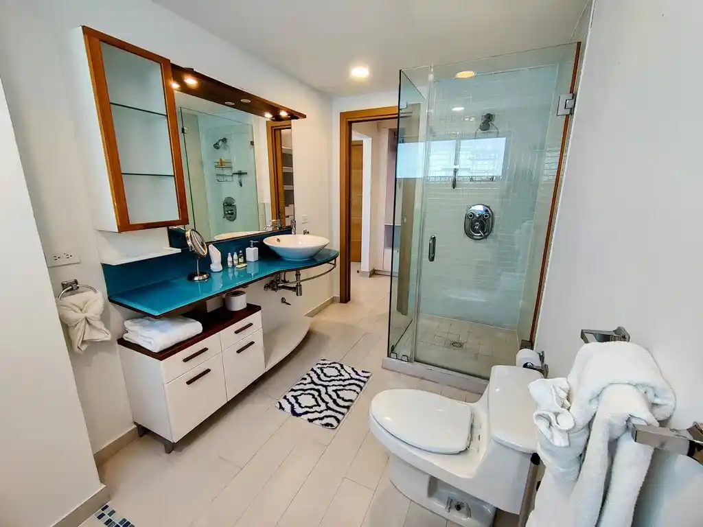 For Sale 5 Bedrooms 5 .5 Bath Ocean Front Penthouse St. Maarten Cupecoy 31 19 11zon 39 11zon