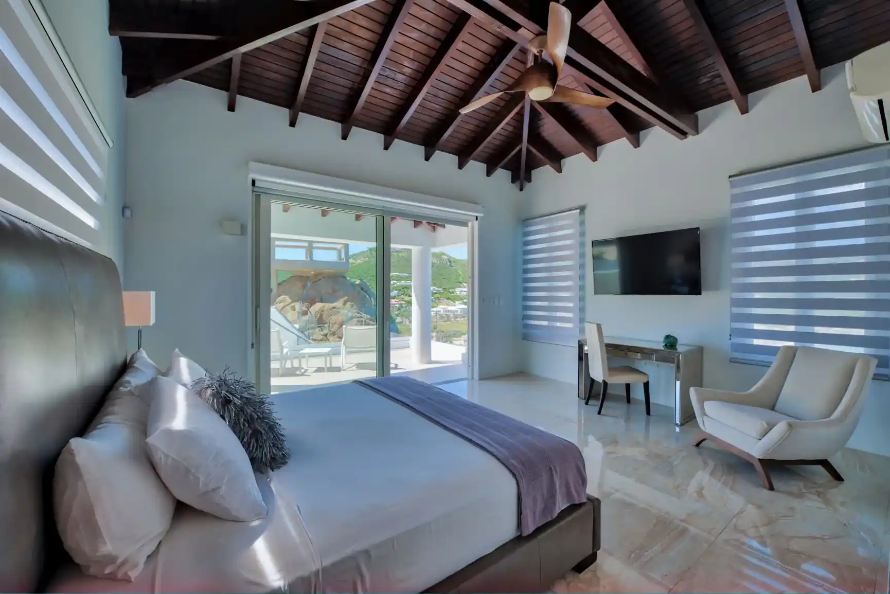 For Sale 6 Bedroom 9 Bath Ocean View Villa Sint Maarten Guana Bay 19 19 11zon 19 11zon