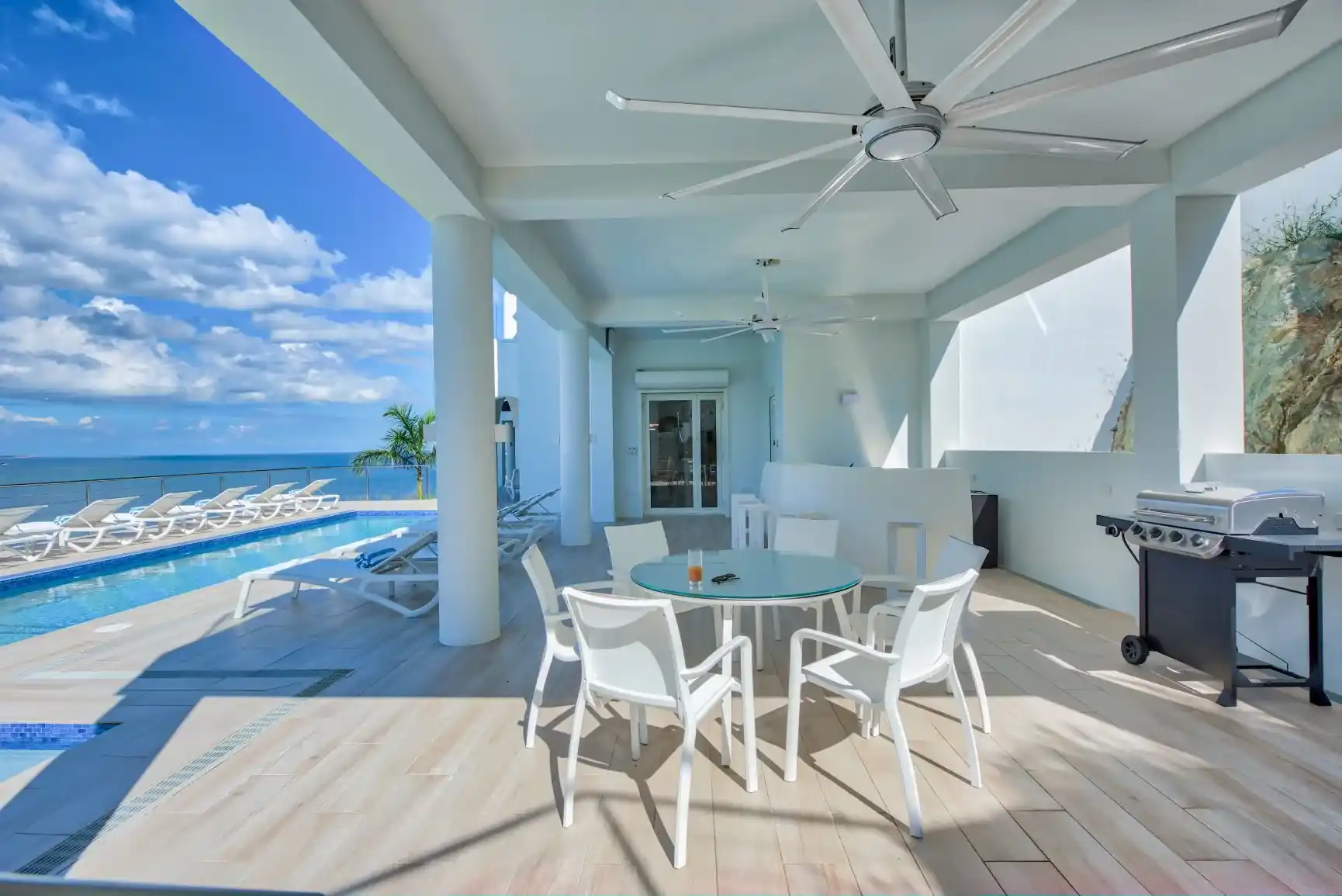 For Sale 6 Bedroom 9 Bath Ocean View Villa Sint Maarten Guana Bay 5 5 11zon 5 11zon