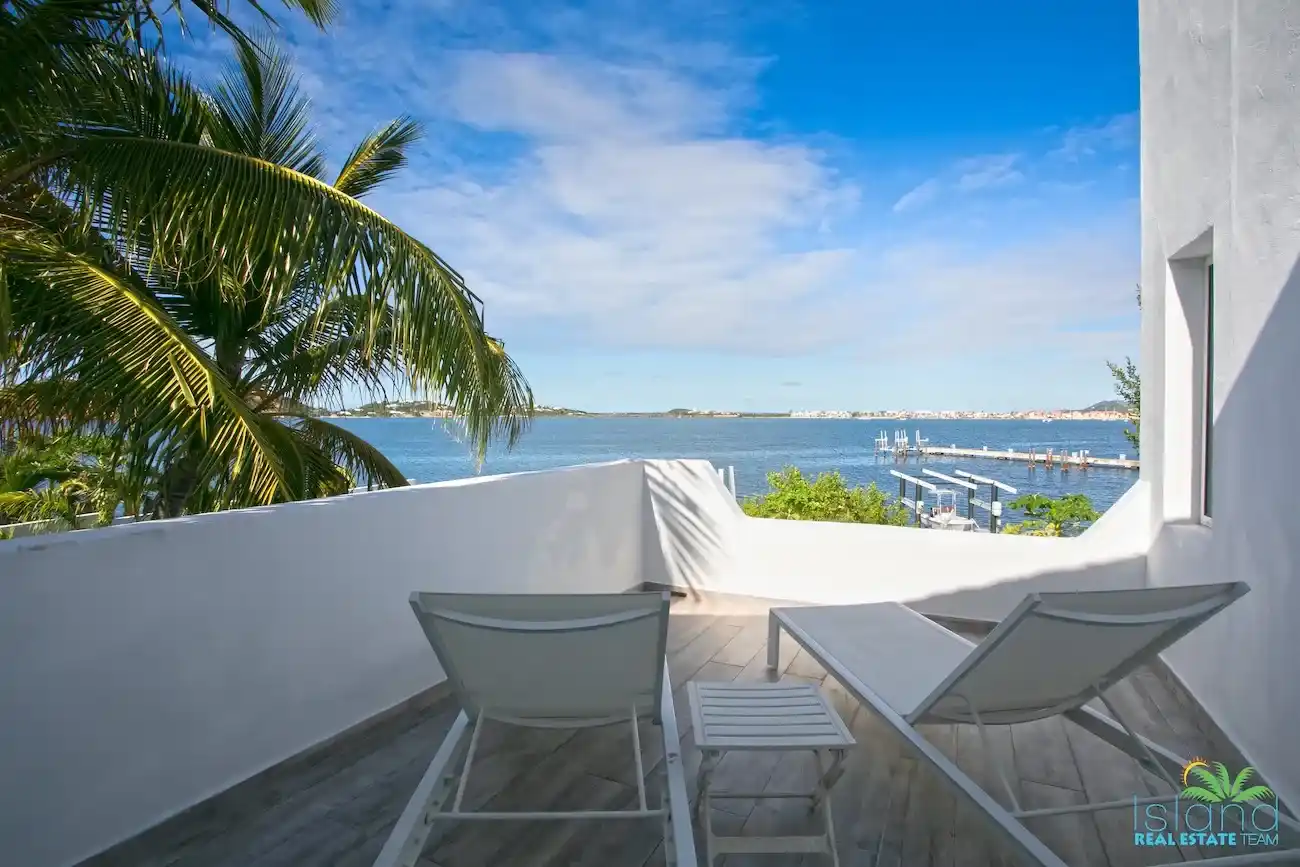 For Sale 7 Bedroom 9 Bath Lagoon Front Villa Sint Maarten Point Pirouette 36 36 11zon 36 11zon