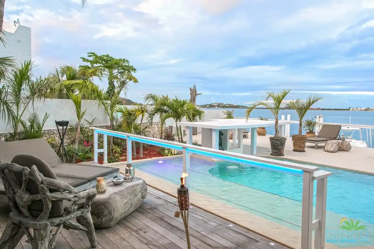 For Sale 7 Bedroom 9 Bath Lagoon Front Villa Sint Maarten Point Pirouette 3 3 11zon 3 11zon