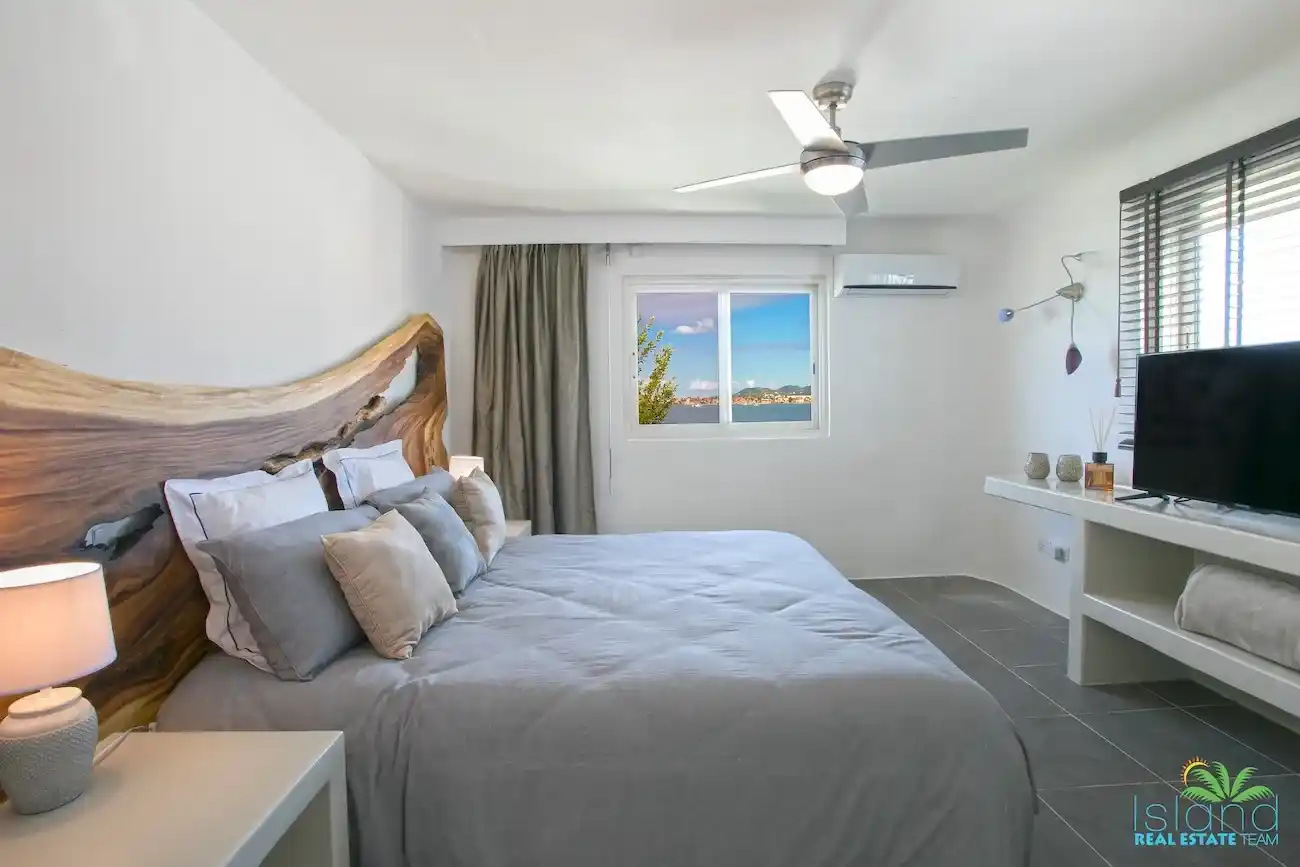 For Sale 7 Bedroom 9 Bath Lagoon Front Villa Sint Maarten Point Pirouette 9 9 11zon 9 11zon