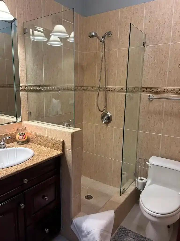 For Sale @ Rainbow Beach Club 2 Bedroom Beachfront Condo 11 16 11zon 16 11zon