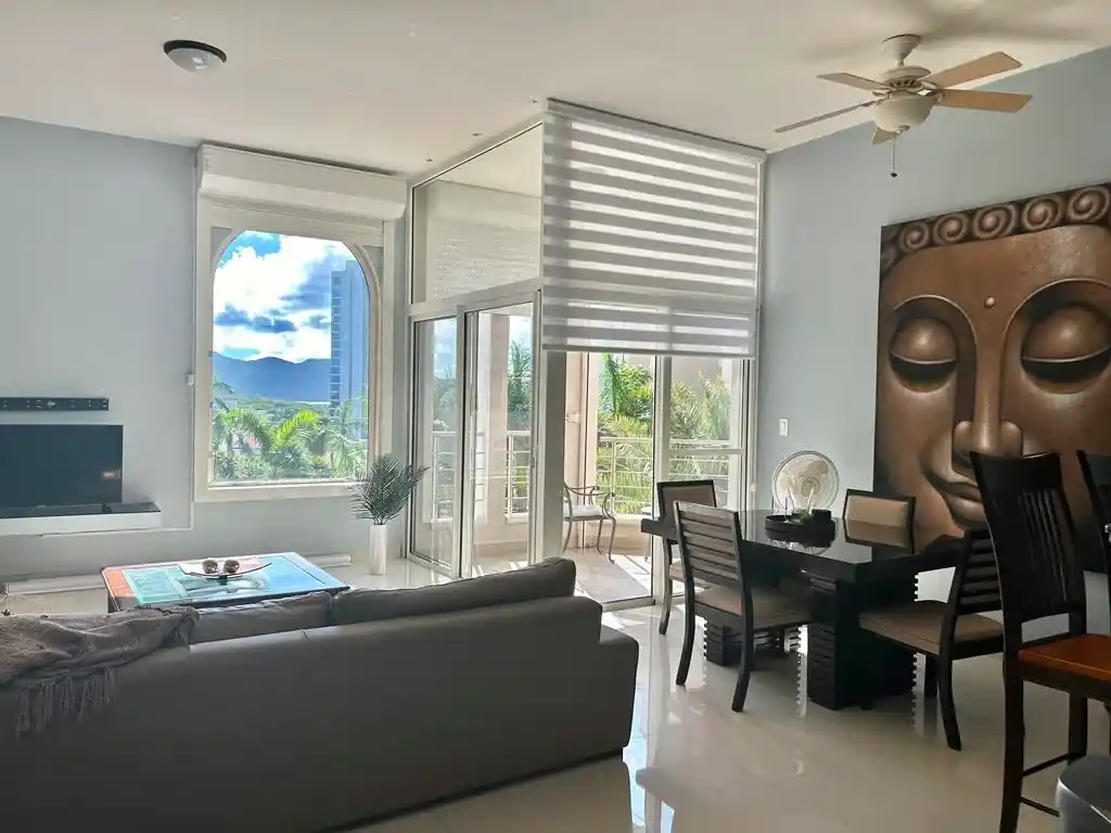 For Sale @ Rainbow Beach Club 2 Bedroom Beachfront Condo 4 9 11zon 9 11zon