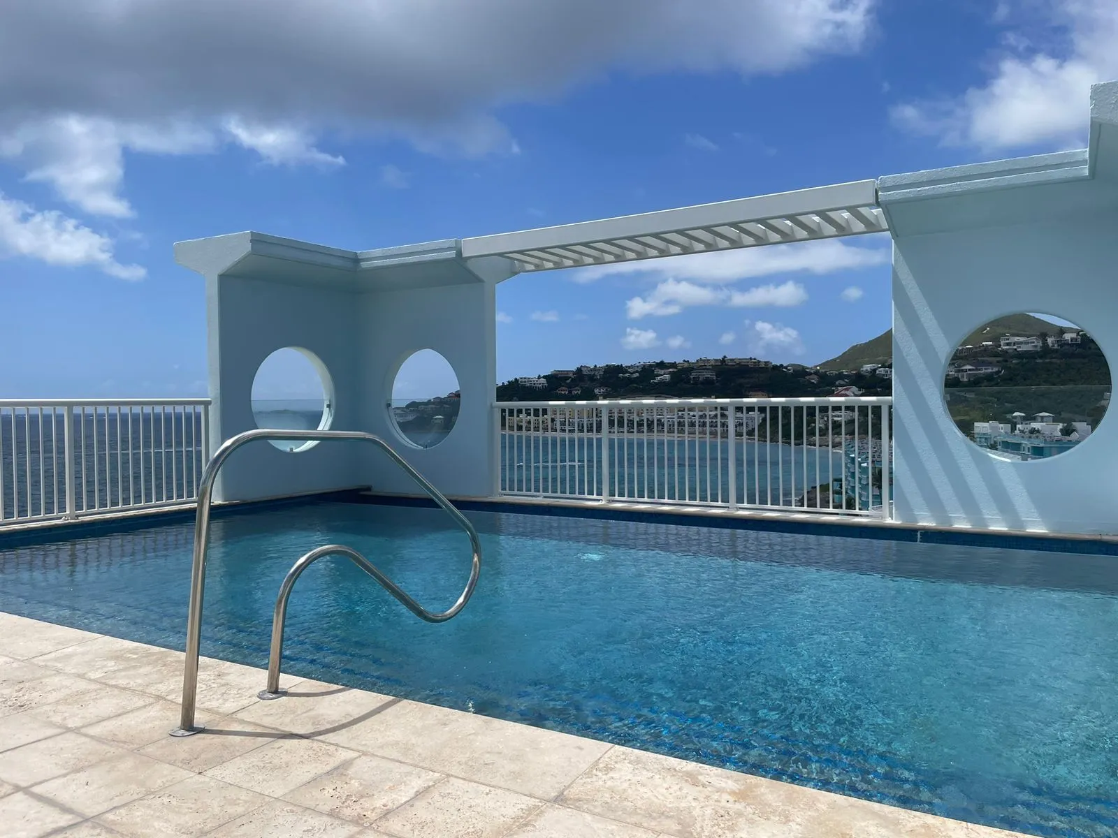 For Sale Luxury Condo @ The Lighthouse Sint Maarten Oyster Pond 21 11zon