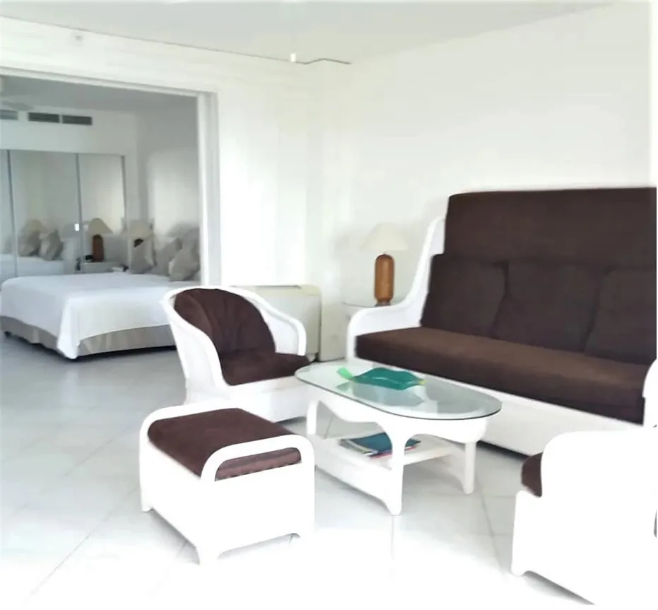 Living Area1 6 11zon