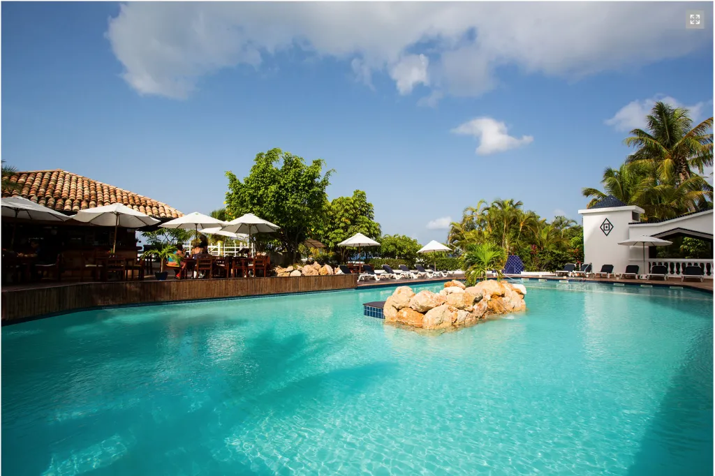 Pool 1 1 13 11zon