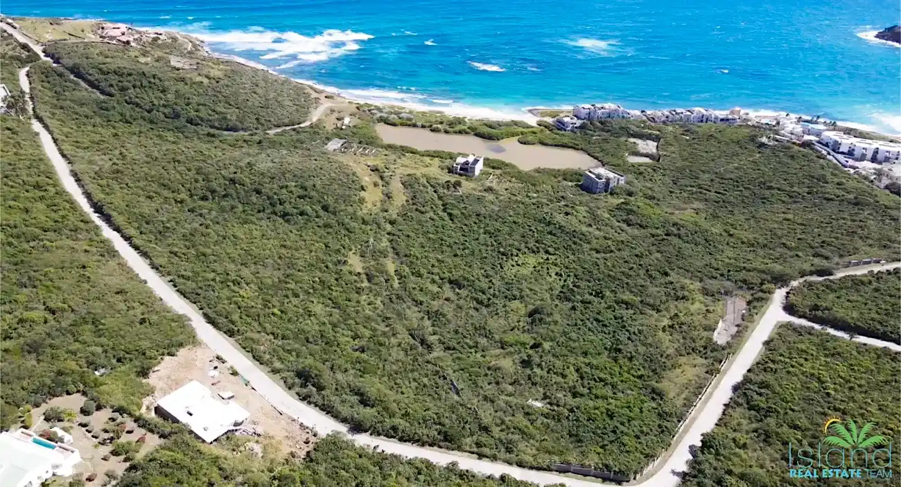 Red Pond Hotel Land16 9 11zon 9 11zon