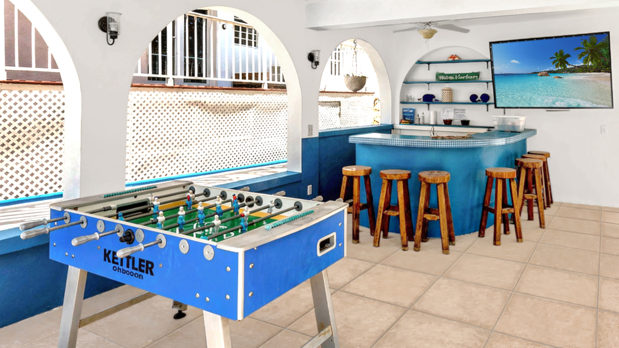 60 Exterior Bar 2