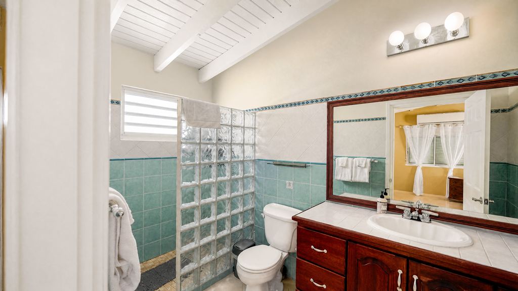 for sale in gated community of Palm Beach, sint maarten, simpson bay 20