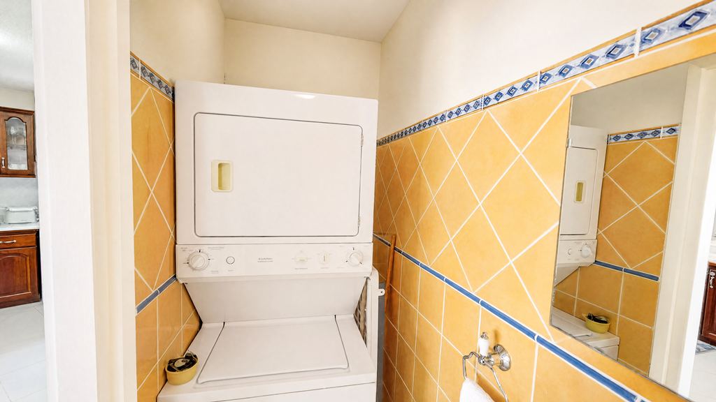 for sale in gated community of Palm Beach, sint maarten, simpson bay 24