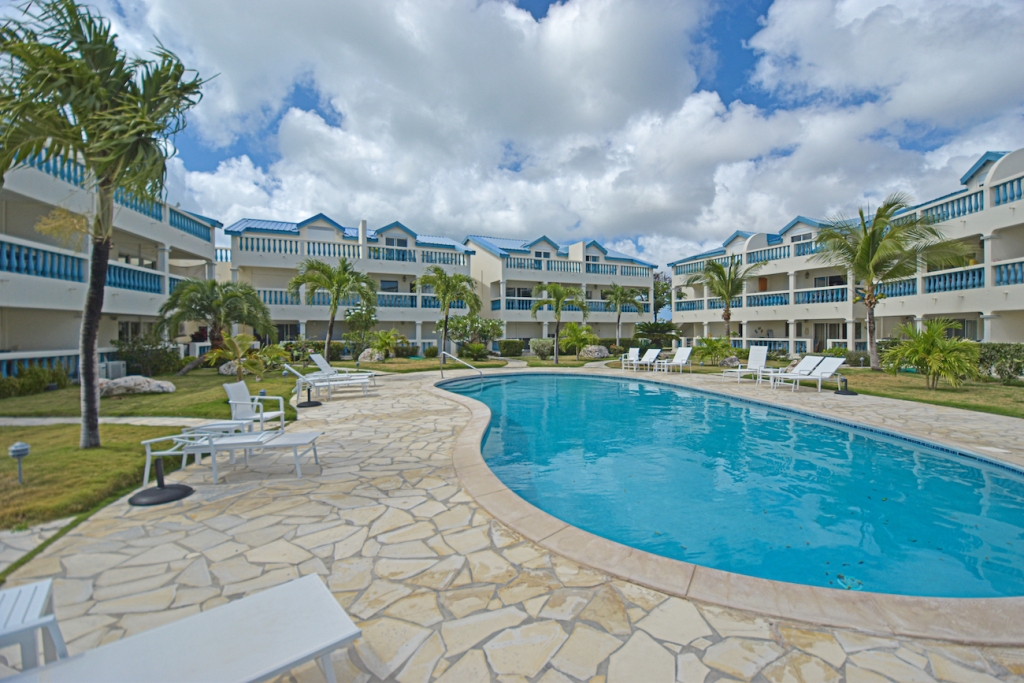 for sale in gated community of Palm Beach, sint maarten, simpson bay 31