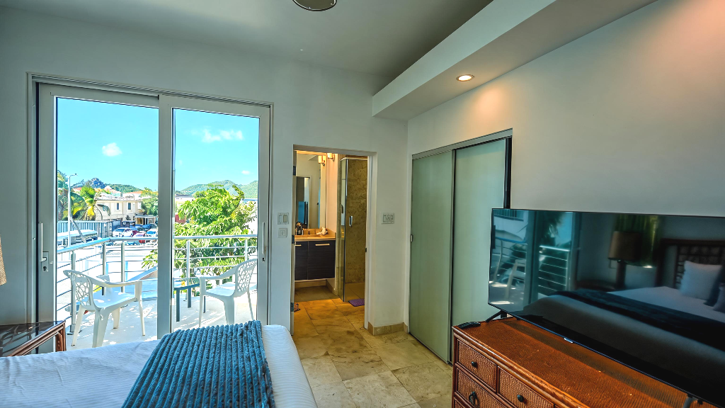 for sale in the gated development of Aqualina, 3 bedroom beachfront condo, sint maarten, simpson bay 11