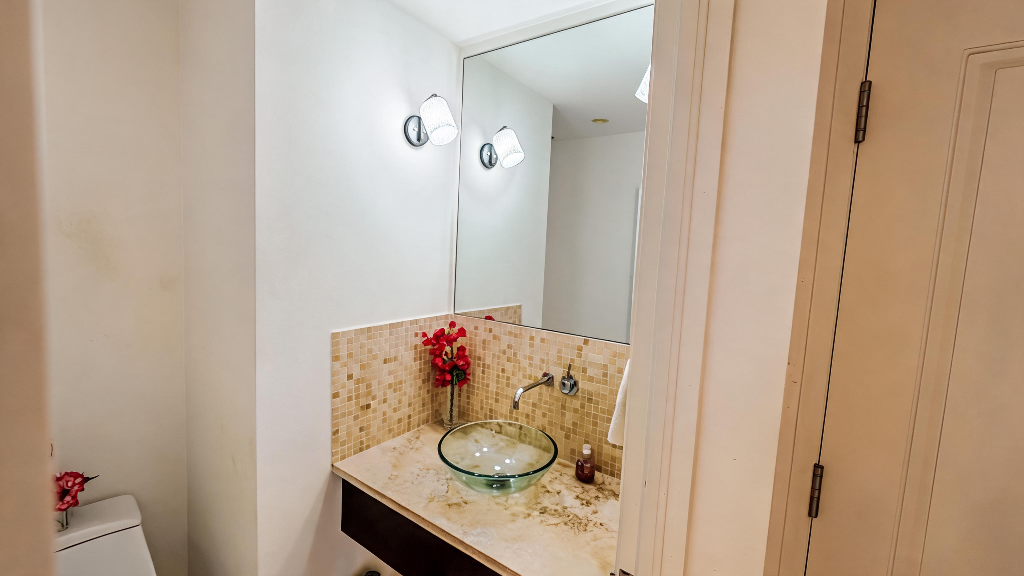 for sale in the gated development of Aqualina, 3 bedroom beachfront condo, sint maarten, simpson bay 22