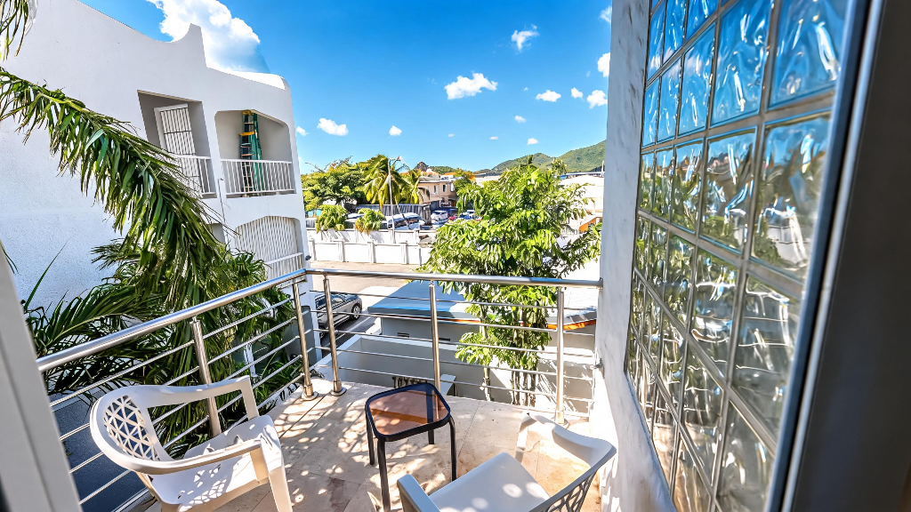 for sale in the gated development of Aqualina, 3 bedroom beachfront condo, sint maarten, simpson bay 23