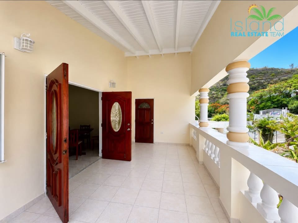 2 bedroom apartment for rent, st. maarten, guana bay 1