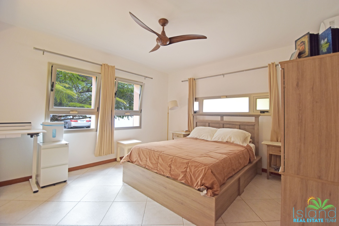 2 bedroom lagoonfront condo for sale in gated community, st. maarten, simpson bay 12