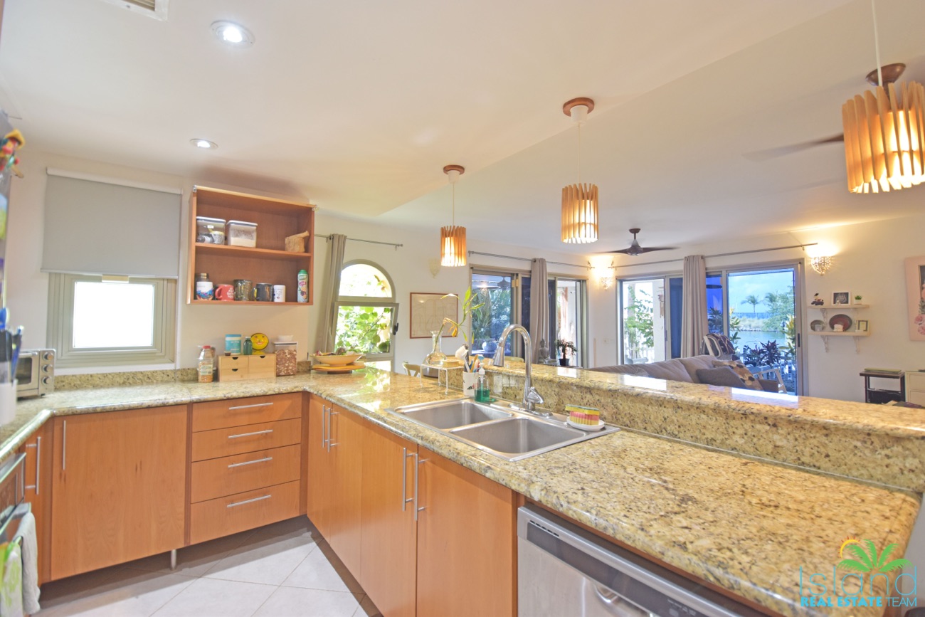 2 bedroom lagoonfront condo for sale in gated community, st. maarten, simpson bay 8