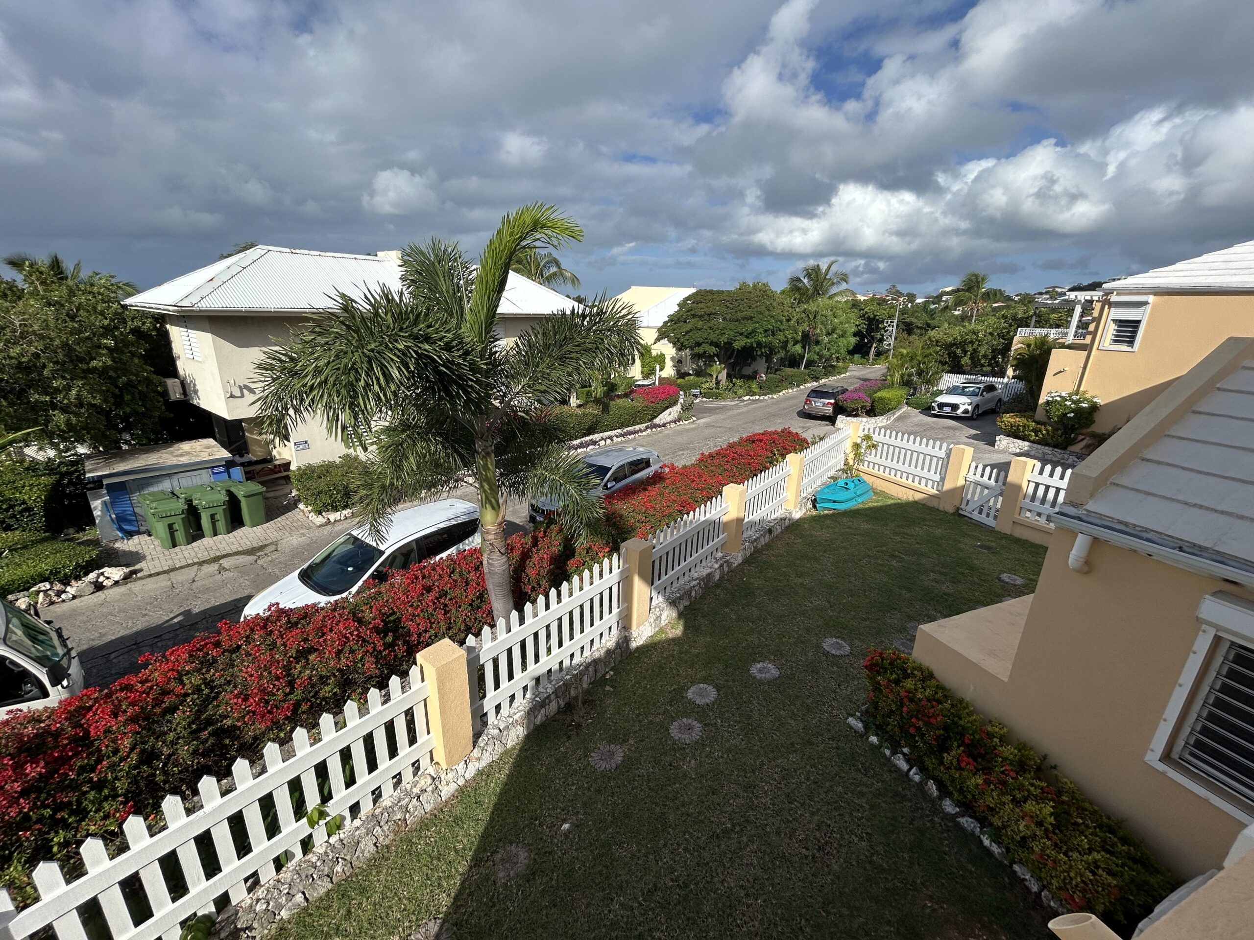 available for long-term rental, 3 bedrooms ocean view townhouse, sint maarten, pelican key 19
