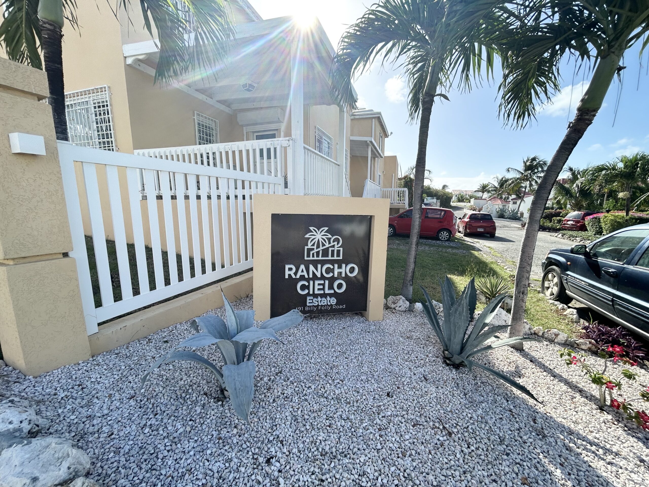 available for long-term rental, 3 bedrooms ocean view townhouse, sint maarten, pelican key 23