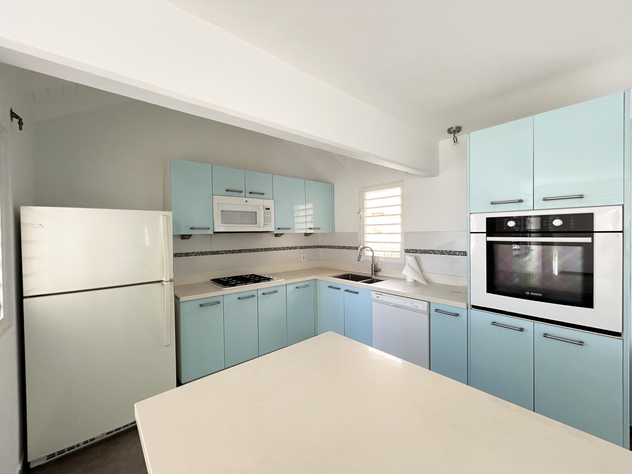 available for long-term rental, 3 bedrooms ocean view townhouse, sint maarten, pelican key 5