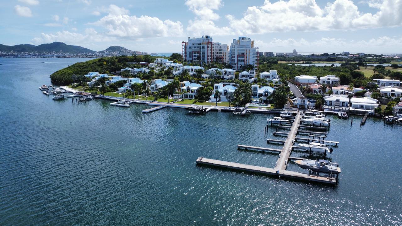 for sale, 1 bedroom, 1.5 bath ocean view condo, sint maarten, maho 1