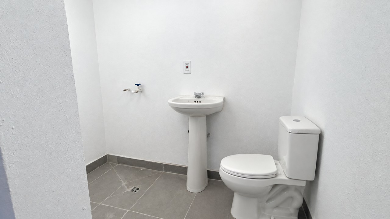 Brand New Commercial Building in Madame Estate 5