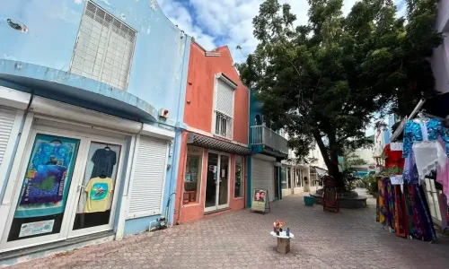 For Sale Retail Store On Front Street St Maarten Philipsburg 11 9 11zon 9 11zon